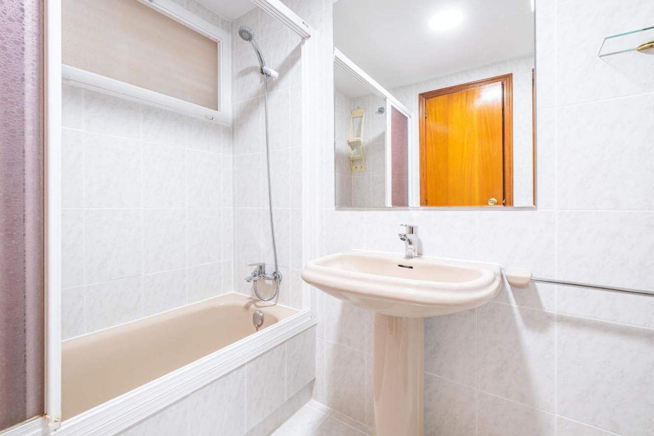 בנידורם Tropic Mar Apartment 15-A Sea Views Levante Beach מראה חיצוני תמונה